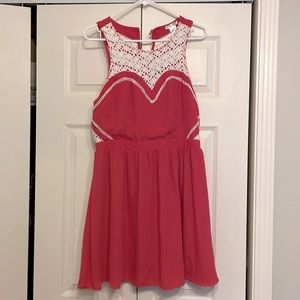 ESLEY hot pink and white chiffon dress with sweetheart neck